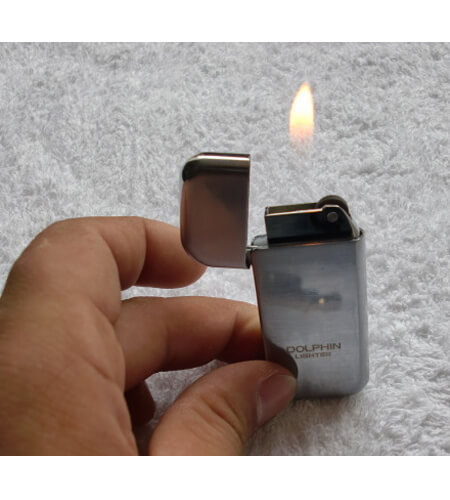 Ultra-thin Refillable Cigarette Lighter